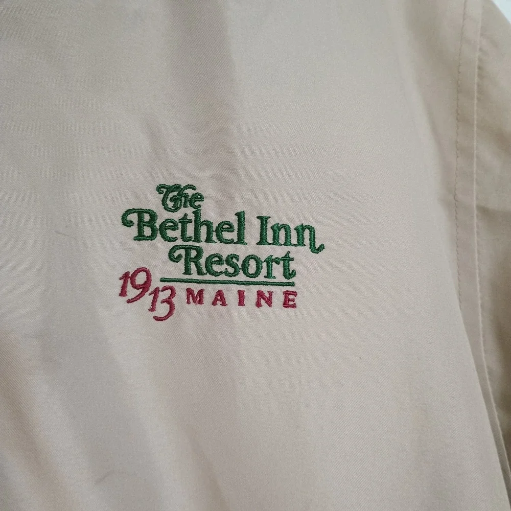 Tres Bien Polyester Tan Collared‎ Pullover 1/4 Zip Golf Jacket Size M Bethel Inn